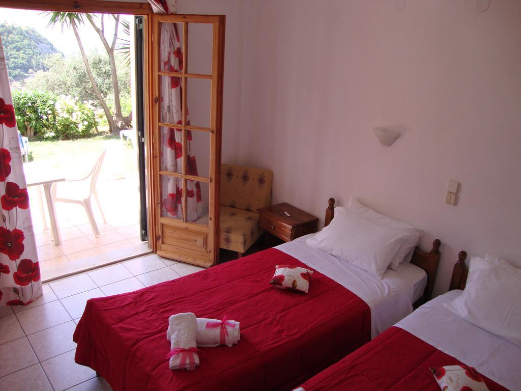 Ipsia Apartments Paleokastritsa Zimmer foto