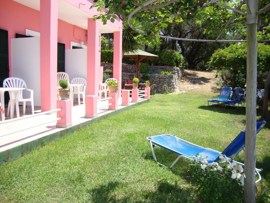 Ipsia Apartments Paleokastritsa Zimmer foto